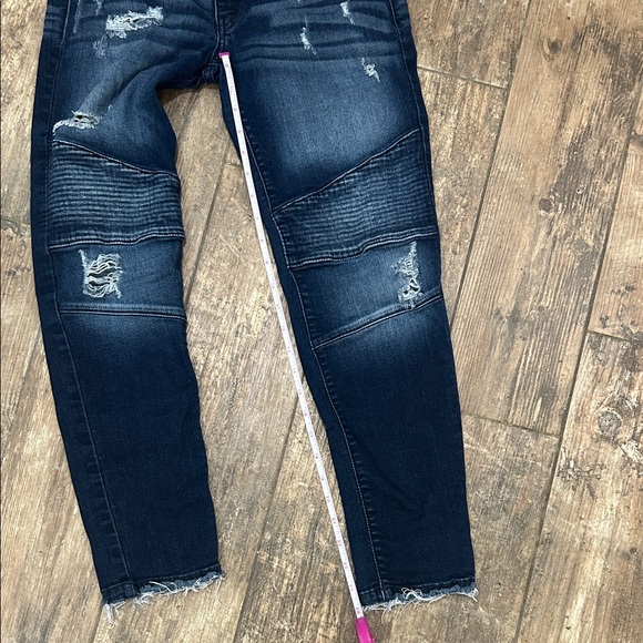 Distressed Dark Blue Jeans - Picture 4 of 8